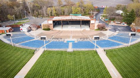 Azura Amphitheater .
